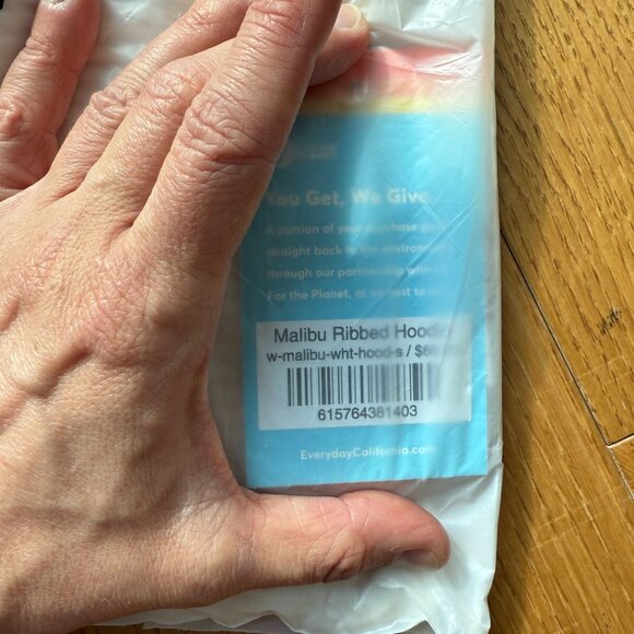 EVERYDAY CALIFORNIA Malibu Ribbed Hoodie in White NWT - Picture 11 of 11